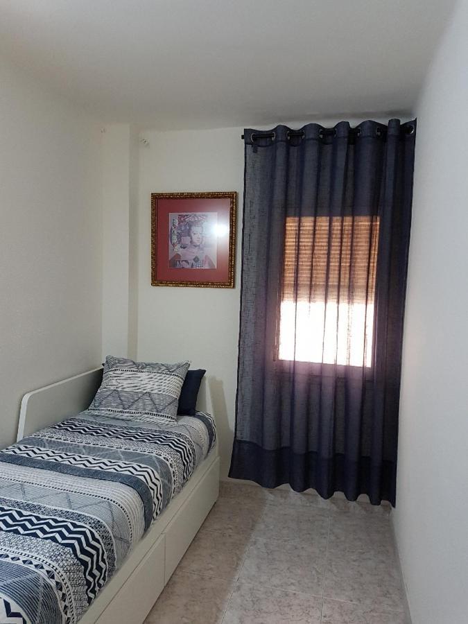 Apartment In Front Of The Beach Пинеда де Мар Екстериор снимка