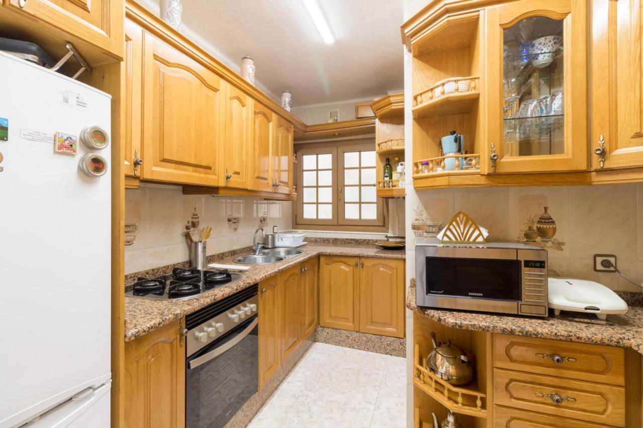 Apartment In Front Of The Beach Пинеда де Мар Екстериор снимка