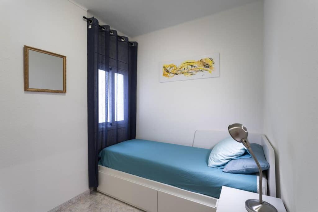 Apartment In Front Of The Beach Пинеда де Мар Екстериор снимка