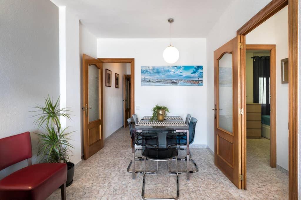 Apartment In Front Of The Beach Пинеда де Мар Екстериор снимка